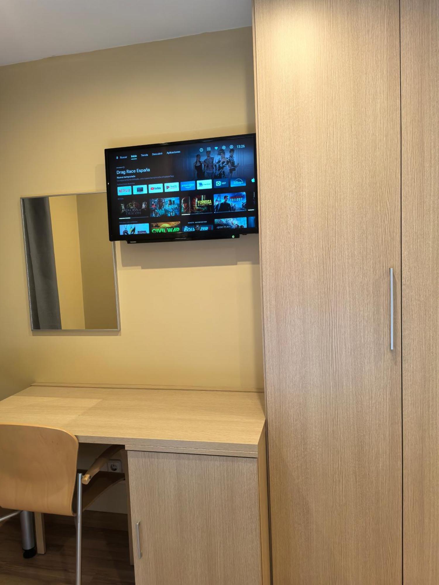 Hostal San Isidro Autol Bagian luar foto